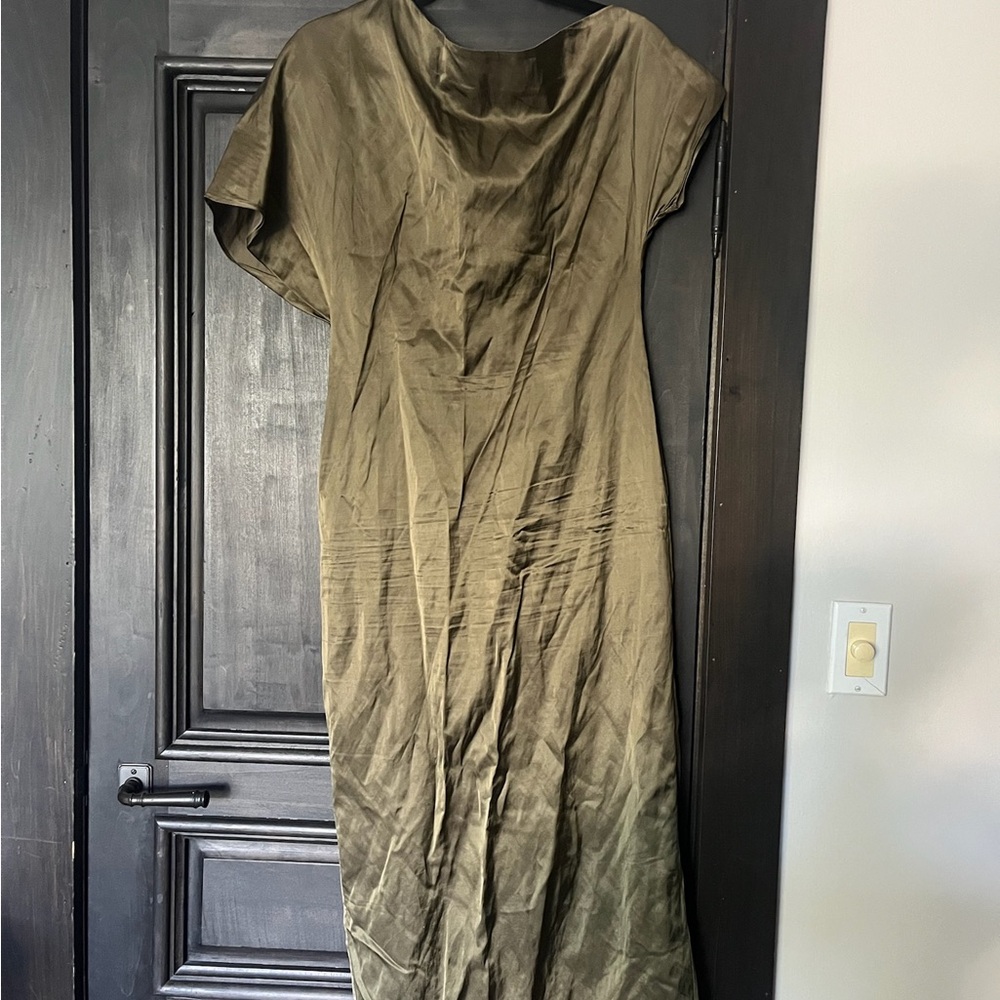 Chic Olive Midi Dress